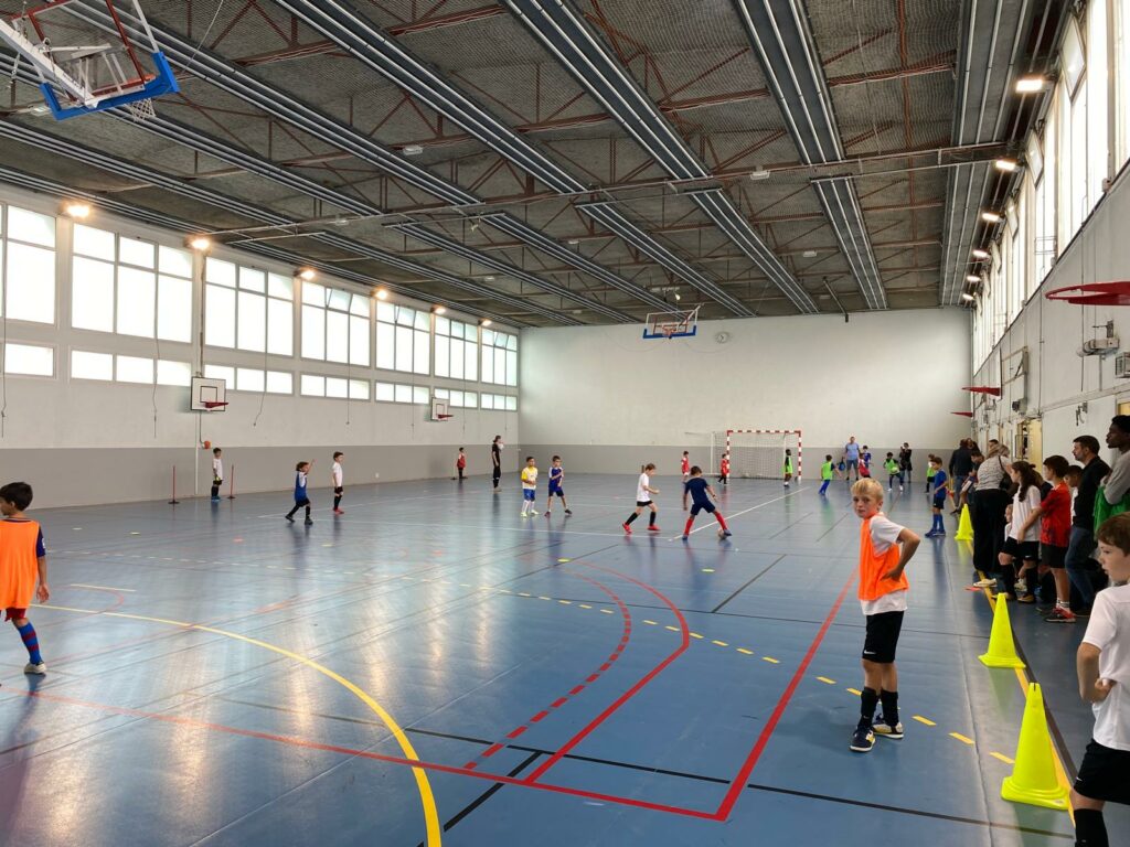 Rentrée du Futsal 491838033 1248037617327863 4527442730004391149 n